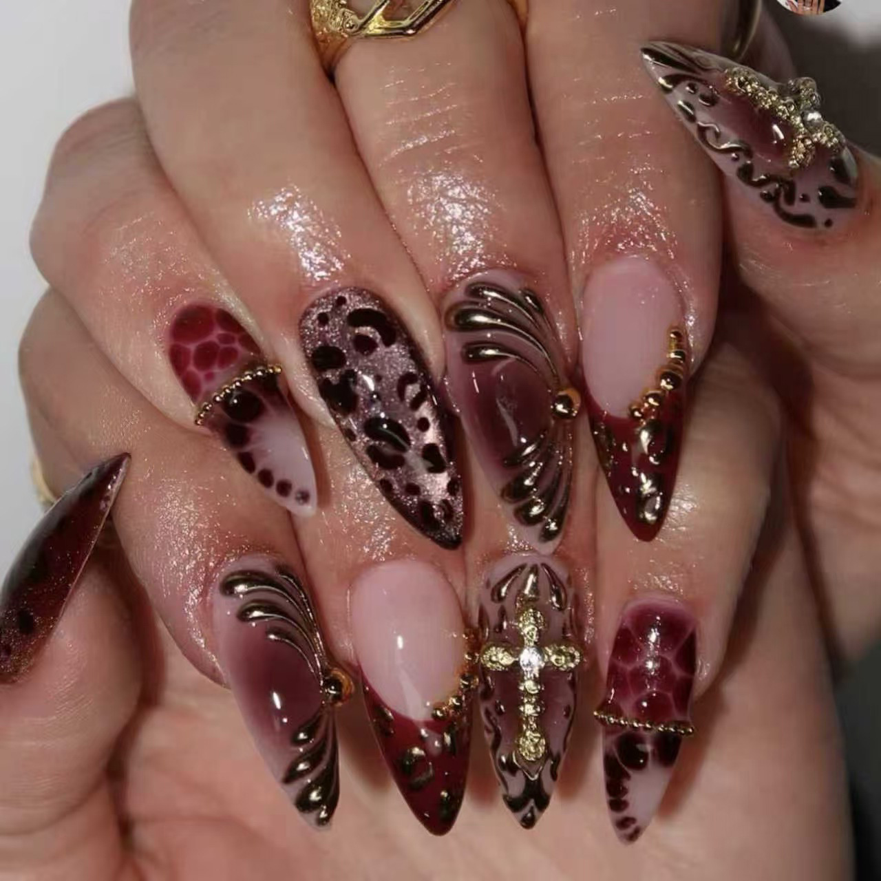 Nail Art Press On - Medium nepnagels voor vrouwen, gradient koffiebruin,